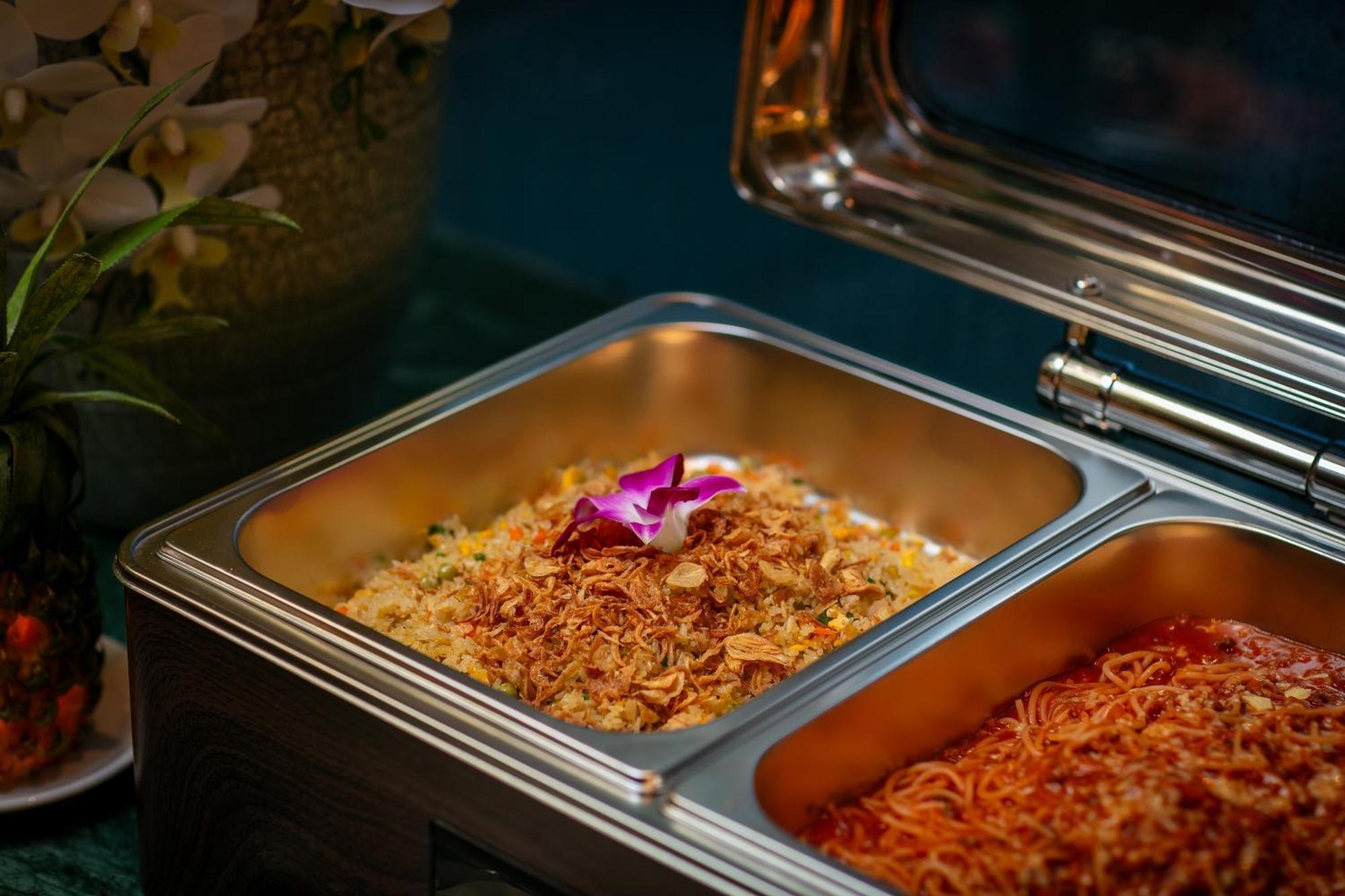 Le Premier Hotel & Rooftop Bar Hanoi Eksteriør bilde