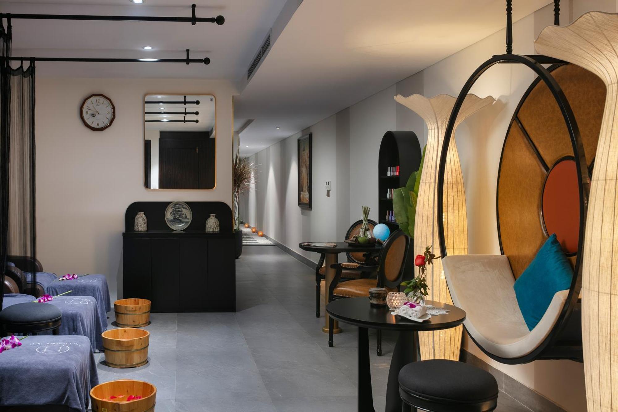 Le Premier Hotel & Rooftop Bar Hanoi Eksteriør bilde