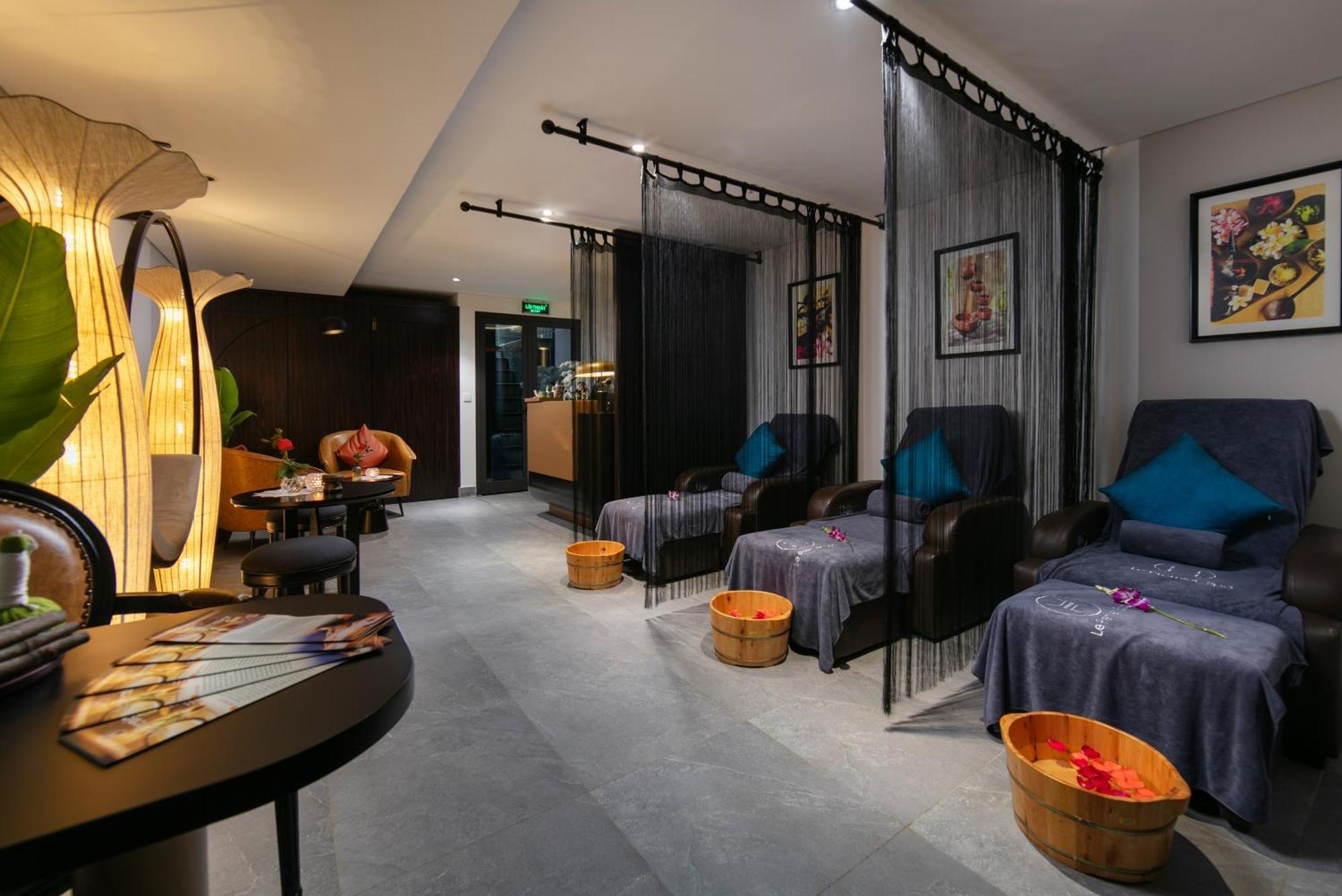 Le Premier Hotel & Rooftop Bar Hanoi Eksteriør bilde